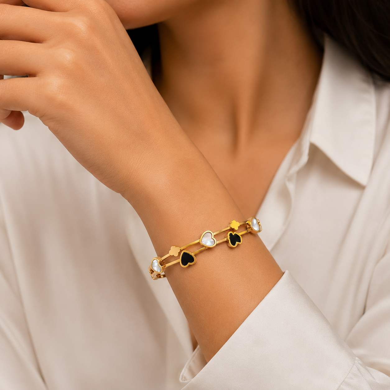 Midnight Clover Bracelet