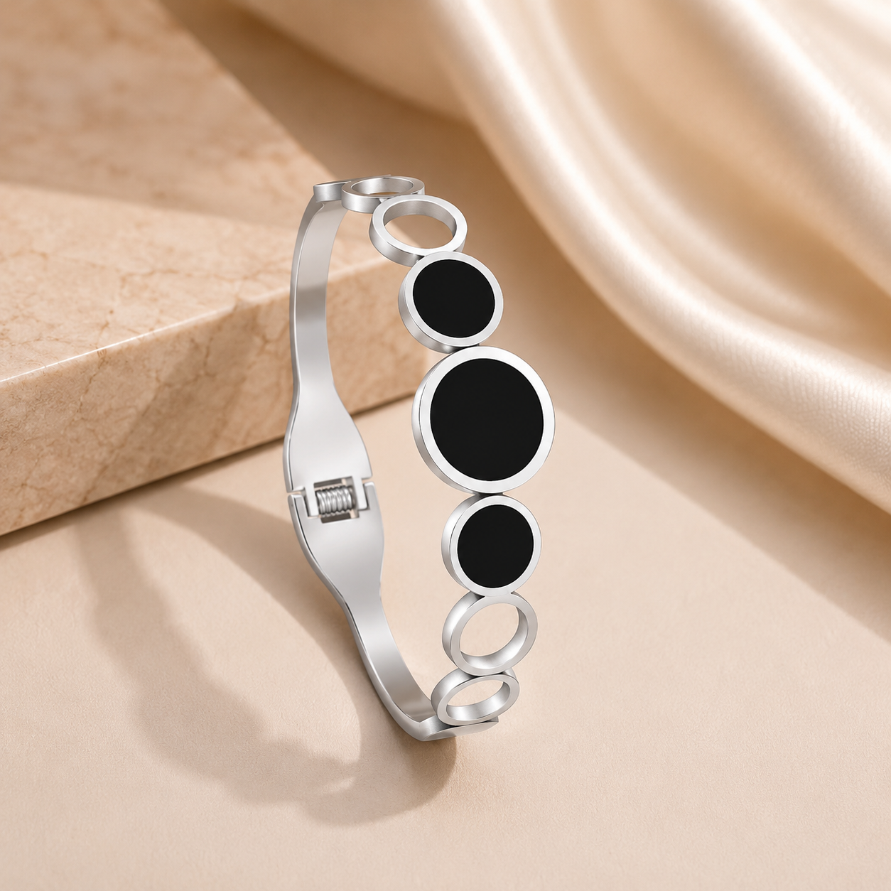 Noir Orbit Bracelet