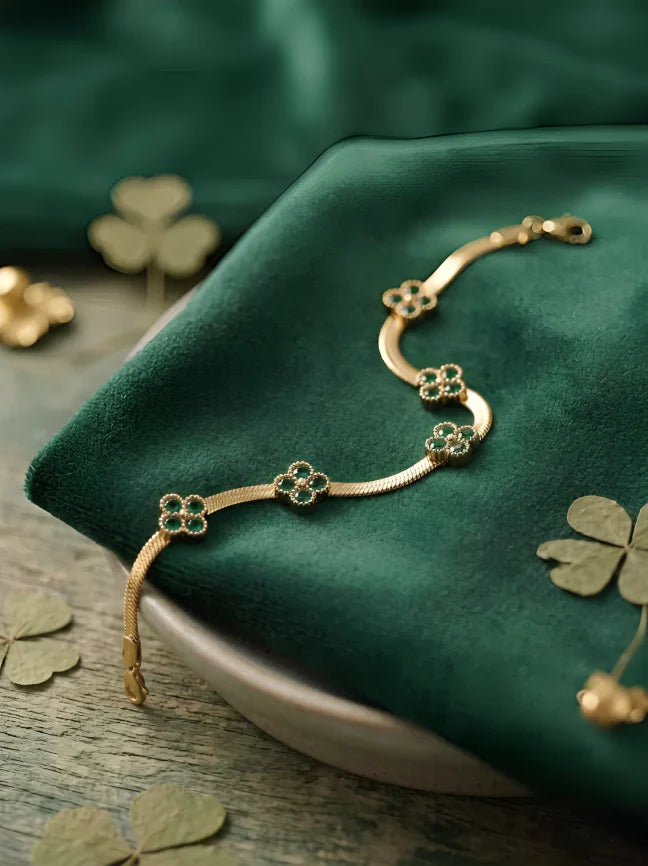 Emerald Clover Luxe Bracelet