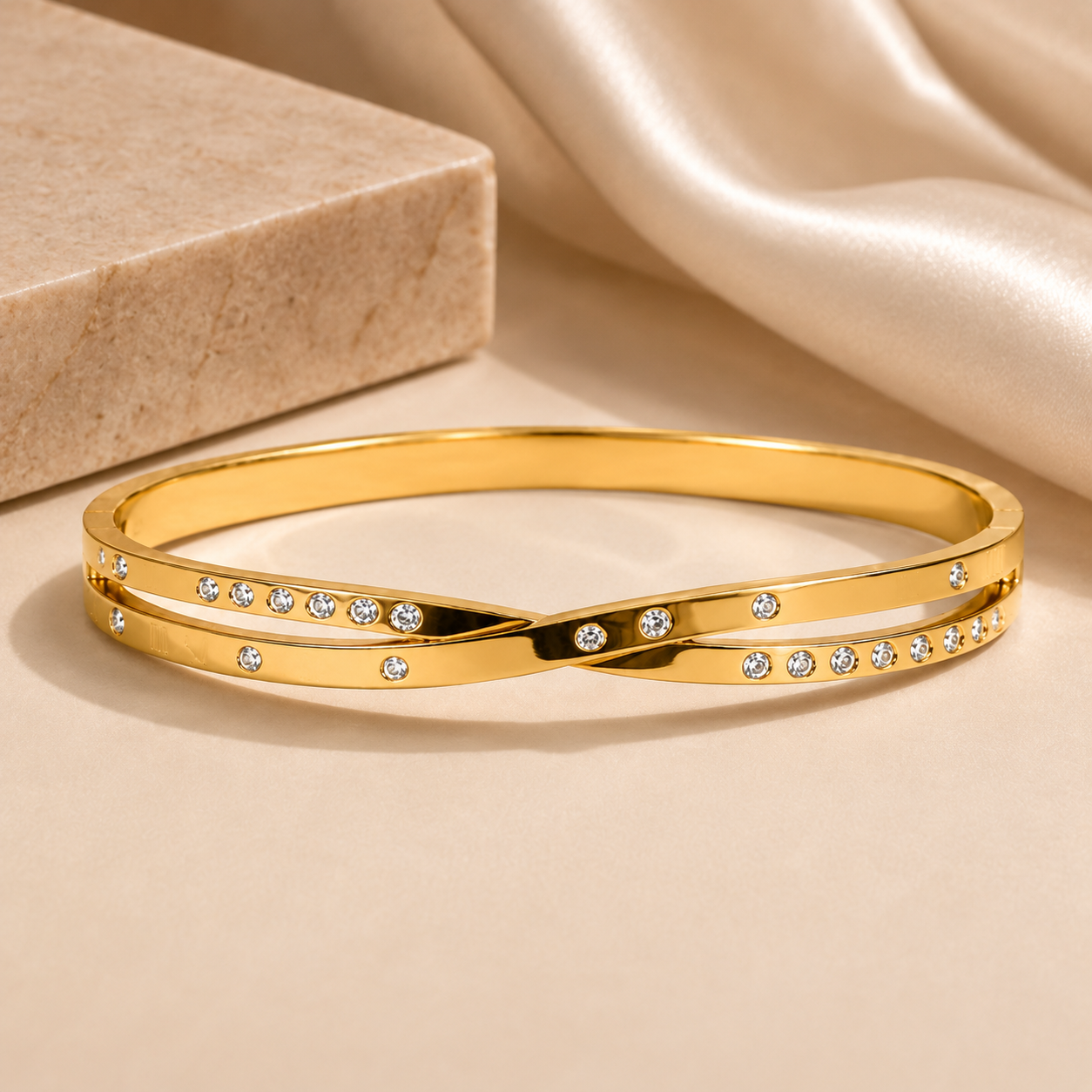 Eterna Crystal Twist Bracelet